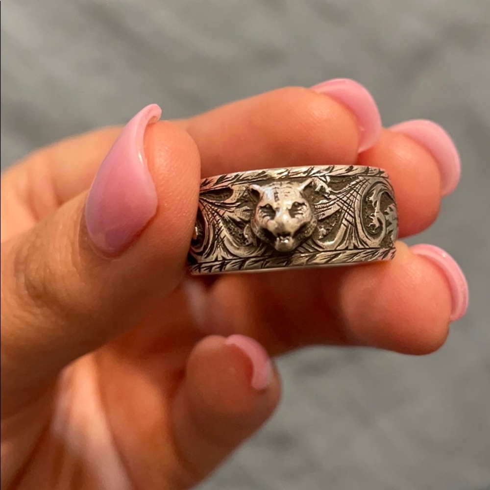 Men’s Gucci ring